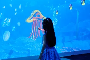 SLMA Ocean Invaders Art Aquarium (13)
